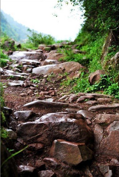 ancient tea horse narrow old trail with old slate steps