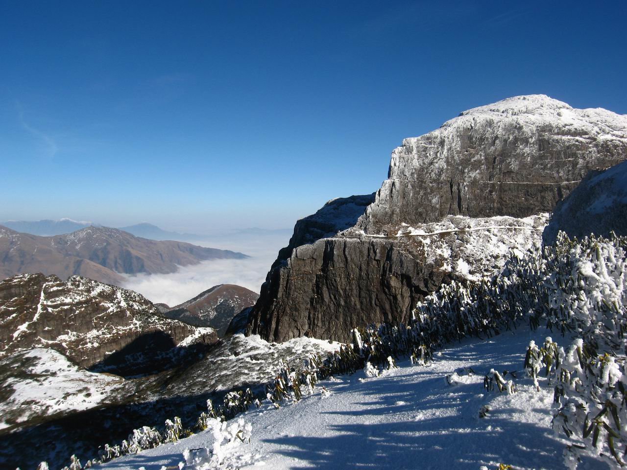 Jiaozi Snow Mountain